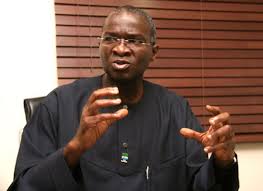 Fashola attributes power drop to shortage in funds by GENCOs