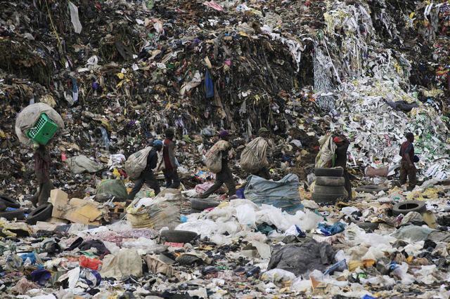 Solid waste burning: A new health risk in Lagos
