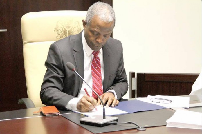 I didn’t describe those asking for restructuring as political jobbers – Osinbajo
