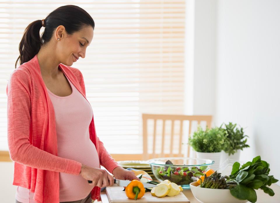Pregnant vegetarians are three times more likely to have kids who abuse drugs – Research