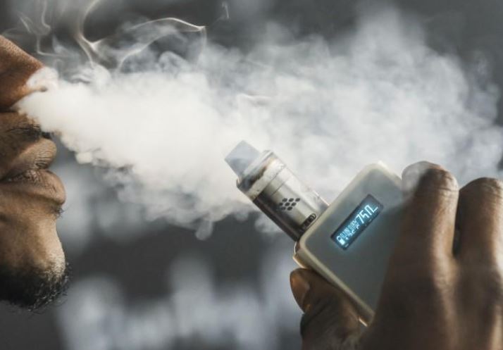 E-cigarettes tied to less smoking cessation