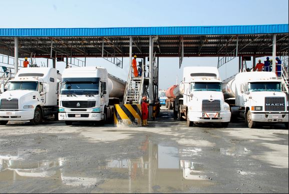 Oil marketers threaten to shut depots over N800bn unpaid subsidy