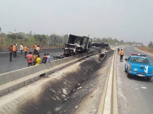 Tanker fire on Lagos-Ibadan Expressway under control – FRSC