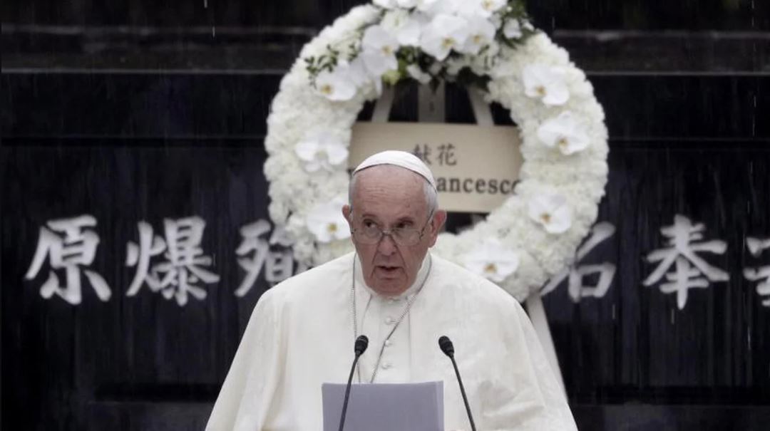 Pope Francis calls for a world free of nuclear weapons