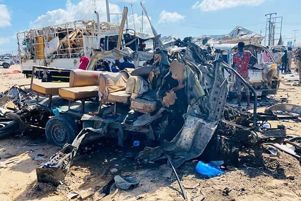 Dozens killed in Mogadishu car bomb attack