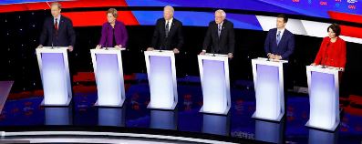 U.S Democrats hold final presidential debate in Iowa