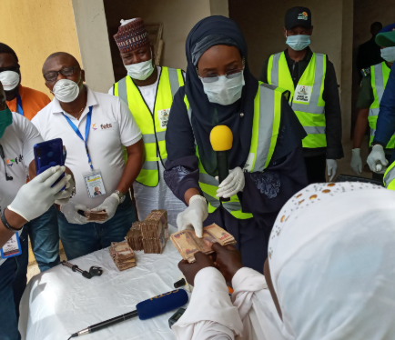 Coronavirus: FG begins disbursement of N20, 000 to poor Nigerians ...