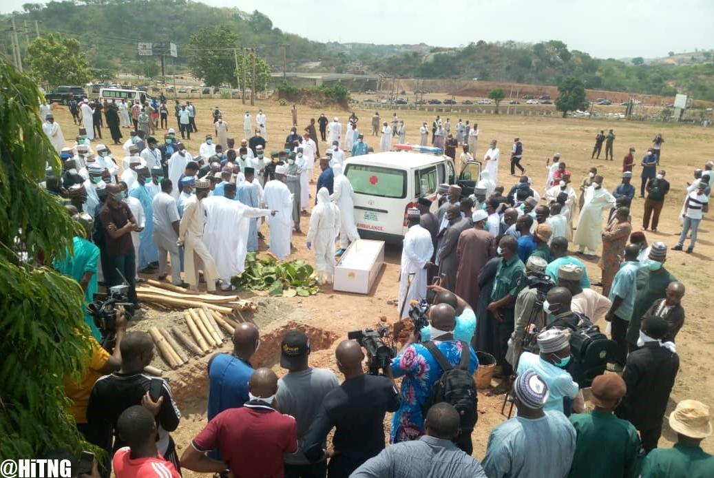 Aso Villa Journalists who attended Abba Kyari's Burial must Self ...