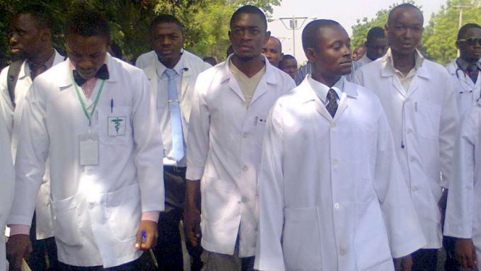 Coronavirus: Nigerian doctors reject country's plan to invite ...