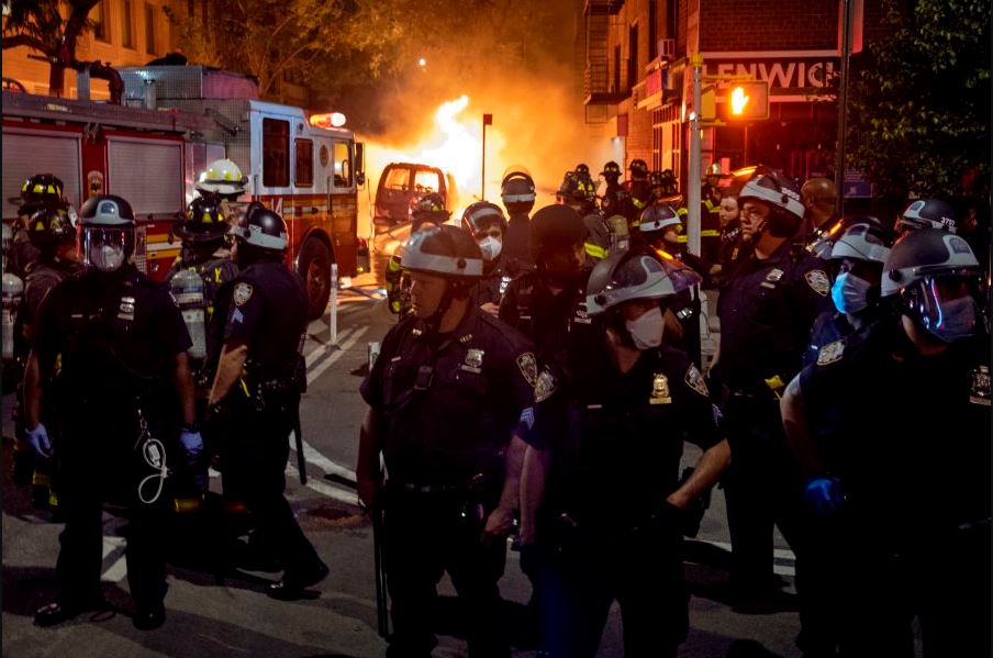 Curfew imposed in major US cities as protests escalate