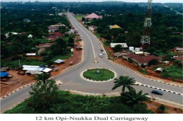Ugwuanyi inaugurates road projects, courts in Nsukka