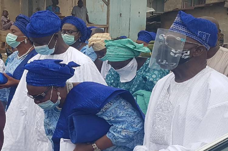 Fmr President Obasanjo enforces COVID-19 protocols at mother-in-law’s burial in Ogun
