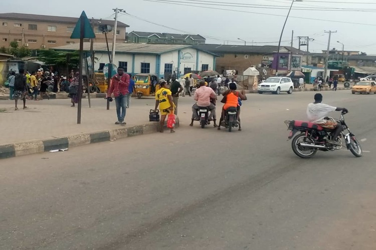 Curfew: Vehicular movements wind down in Abule Egba, Agege