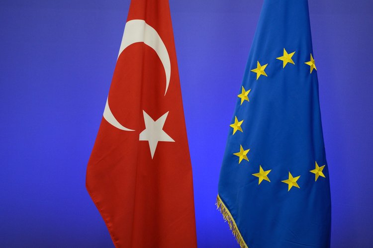 EU warns Turkey of sanctions if “Provocation s” don’t stop
