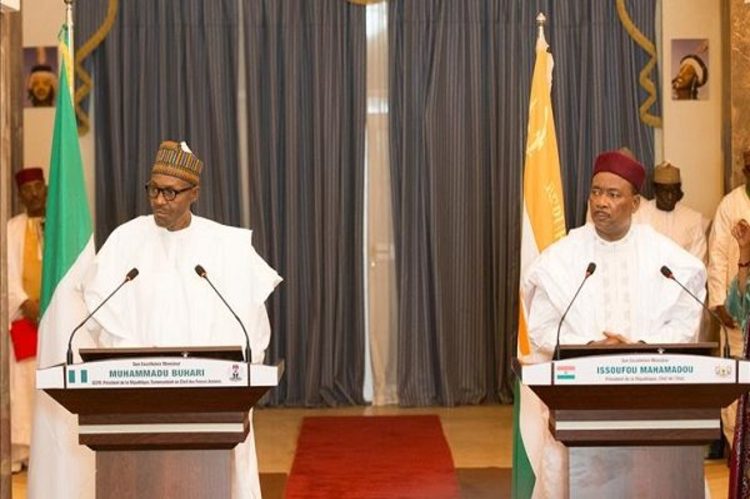 Nigeria signs pact to import petrol from Niger