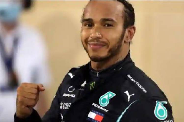 Lewis Hamilton knighted in New Year Honours list after seventh F1 title