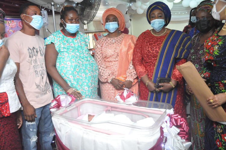 Lagos welcomes babies of year 2021 in four state hospitals