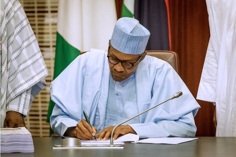 President Buhari writes National Assembly, seeks confirmation of service Chiefs