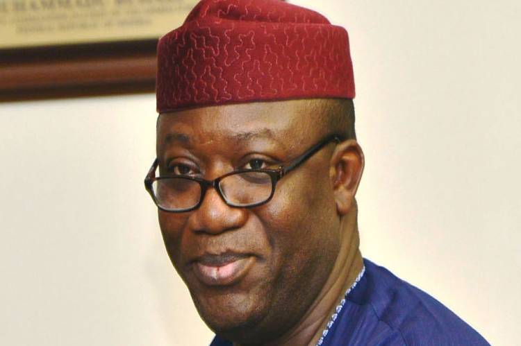 Govrnor Fayemi reads the riot act to criminals to repent or face the law