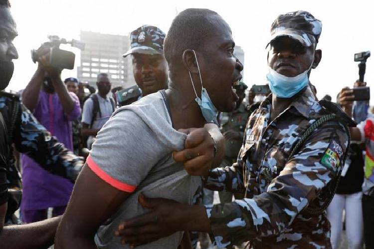 Lagos CP opens investigation into molestation of #OccupyLekki protesters