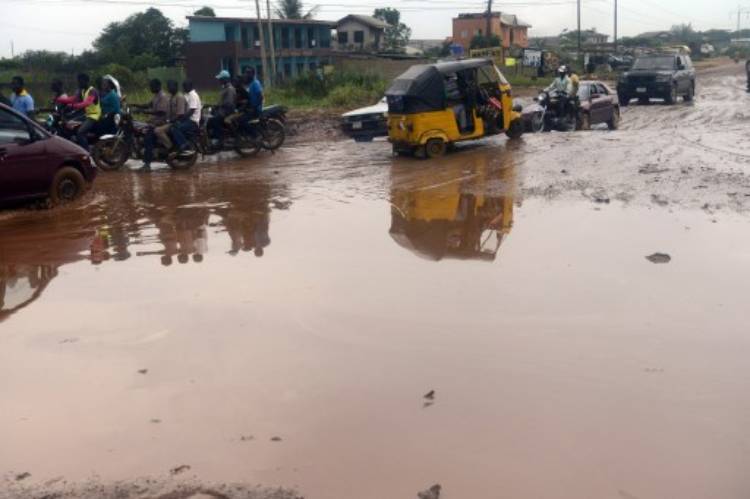 Ogun Community decries deplorable state of internal roads