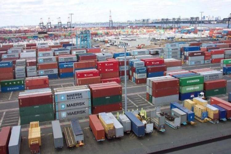 We’ll bar unregistered port service providers from seaports – Shippers Council