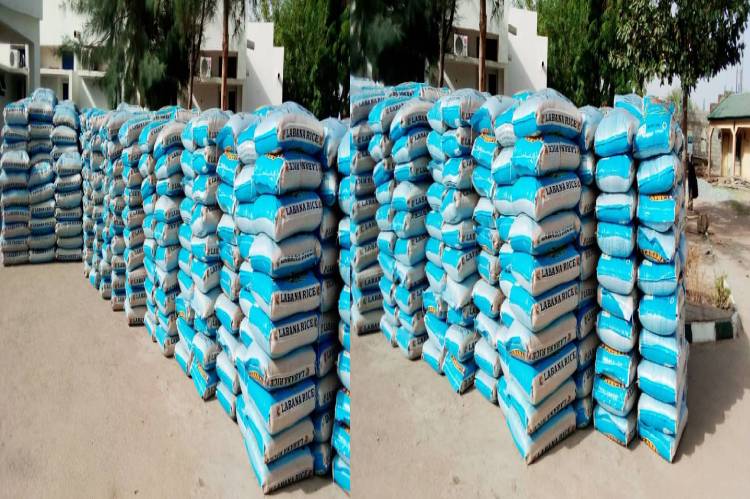 Governor Matawalle distributes food items, clothes to less privileged , vulnerable in Zamfara