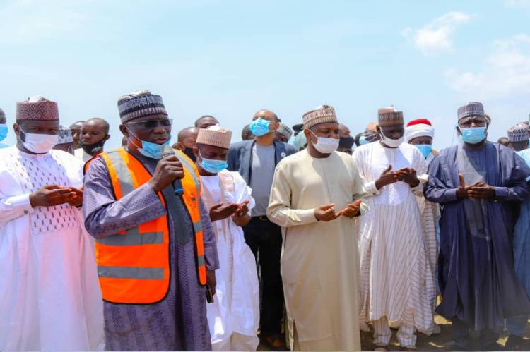 Kebbi State Governor Pays Condolence Visit To Warrah, Says Government Will Review Marine Laws, confirms 76 bodies Recovered So Far