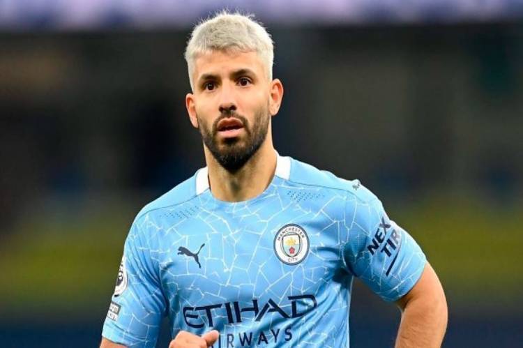 Barcelona complete Sergio Aguero signing on 2 year deal