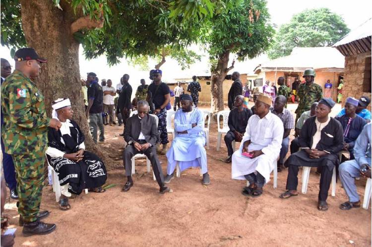 Governor El-Rufai visits communities attacked by bandits in Chikun LGA, Kaduna
