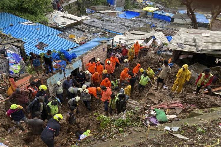 India: Heavy rains triggers landslides in Mumbai, kills at least 30