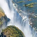 Zimbabwe reopens Victoria Falls border to vaccinated tourists