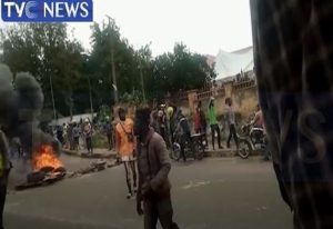 Pandemonium in Akure as motorcyclists attack police station over killing of their colleague