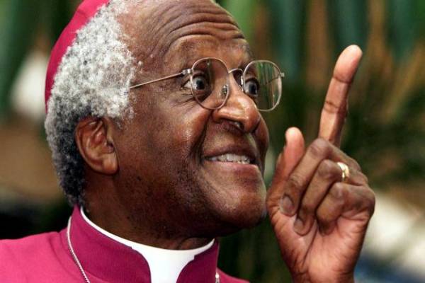 Arch Bishop Desmond Tutu dies at 90