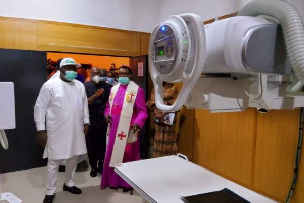 Philanthropist donates Digital X-ray machine to Enugu hospital