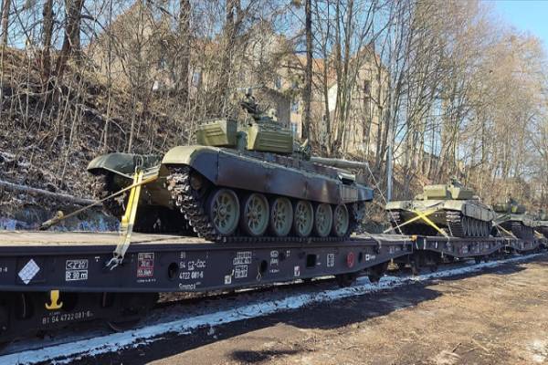 Czech Republic sends tanks to Ukraine following Zelensky’s plea
