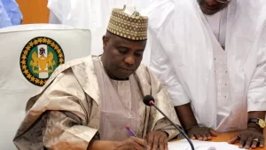 Tambuwal accepts resignation of 11 Commissioners, SSG, Chief of Staff