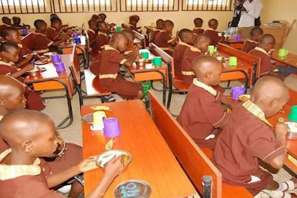 FG to spend N999m per day to feed 10 million pupils