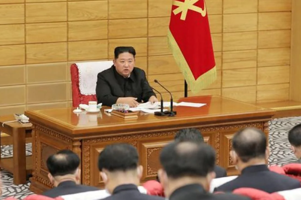 Covid-19: N/Korea’s Kim orders military to stabilise distribution of drugs in Pyongyang