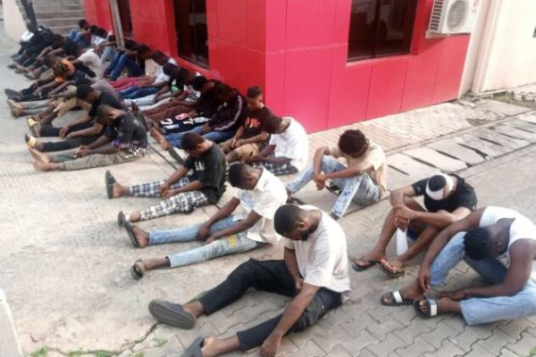EFCC arrests 30 internet fraud suspects in Abuja