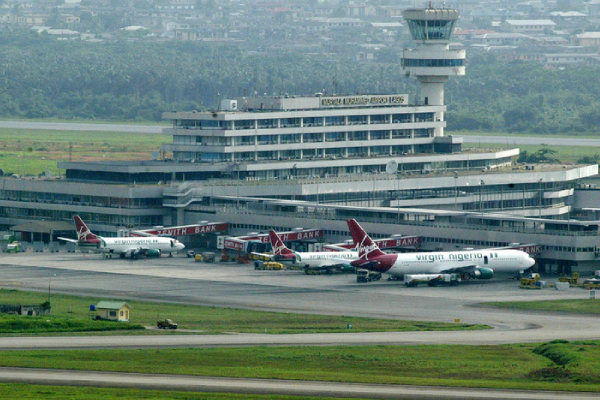 Aviation experts urge FG to address issues facing sector as passengers lament rise in fares