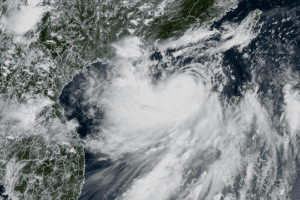 Tropical Storm Ma-on gains strength, heads to southeast China