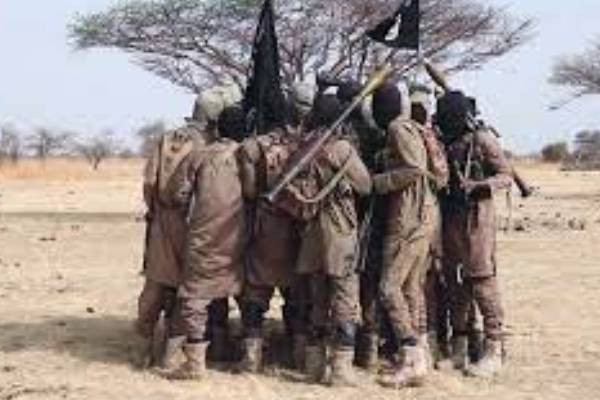 Boko Haram Executioner surrenders to Nigerian Troops