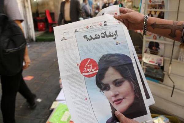 5 Killed in Protest over Lady's death in Police Custody in Iran