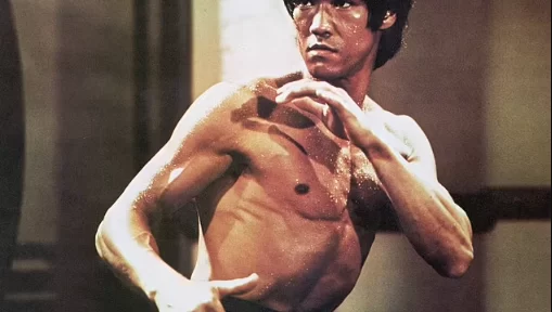 Bruce Lee may have died from too much drinking too much water - Doctors