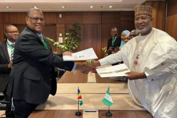 Nigeria, Seychelles sign Bilateral Air Services