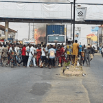 Protest rocks Ibadan over scarcity of new naira notes