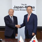 Japan, South Korea agree to revive currency swap deal