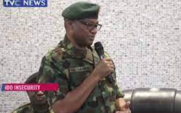 2nd Div. GOC, Valentine Okoro, Visits Army Formations In Edo - Trending ...